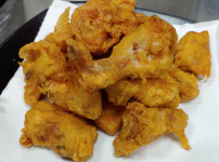 자동 튀김기로 닭튀김 해 보았어요.